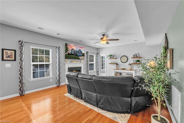 607 Rockies CT, Chesapeake, VA 23320