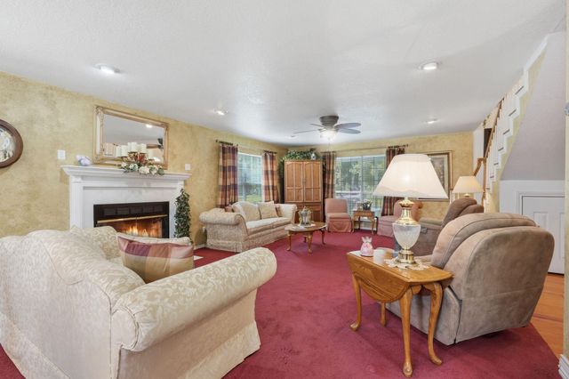 249 Lakeshore Drive, Cleveland, TX 77327
