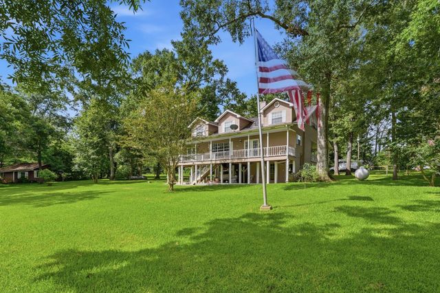 249 Lakeshore Drive, Cleveland, TX 77327