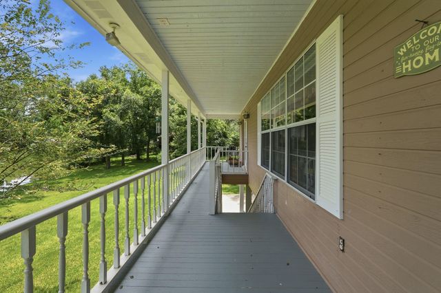 249 Lakeshore Drive, Cleveland, TX 77327