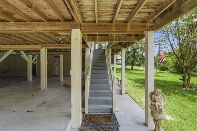 249 Lakeshore Drive, Cleveland, TX 77327