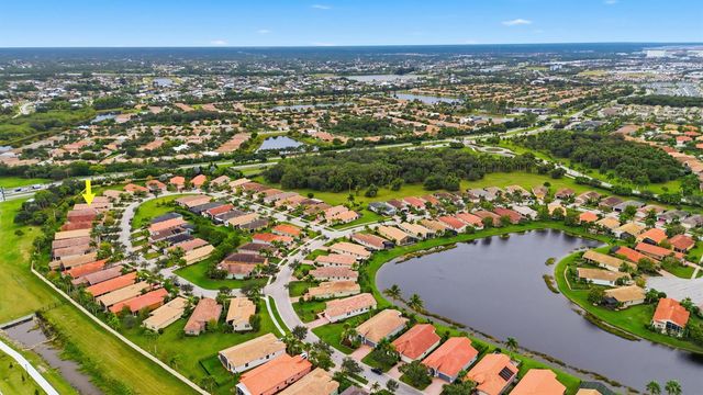 11200 SW Birch Tree Circle, Port St. Lucie, FL 34987