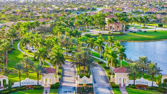11200 SW Birch Tree Circle, Port St. Lucie, FL 34987