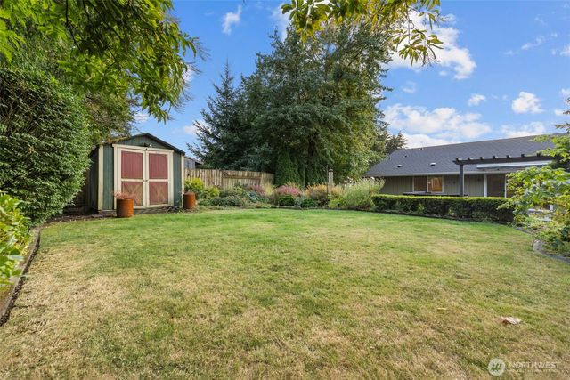 15205 103rd Avenue Ct E, Puyallup, WA 98374