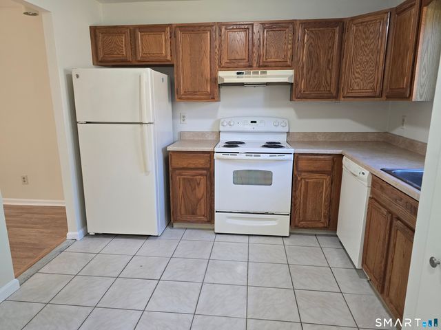 1400 Hartford Turnpike 27, North Haven, CT 06473