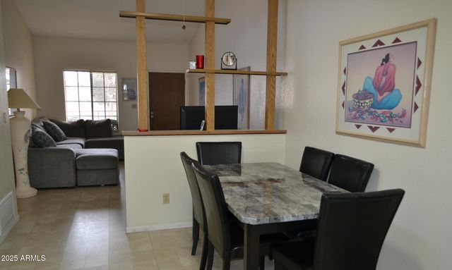 455 S DELAWARE Drive 112, Apache Junction, AZ 85120