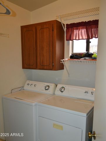 455 S DELAWARE Drive 112, Apache Junction, AZ 85120