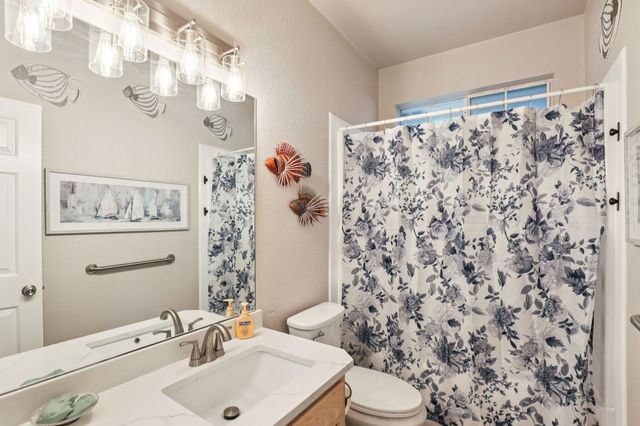 516 Shady Oaks Trail, Burleson, TX 76028