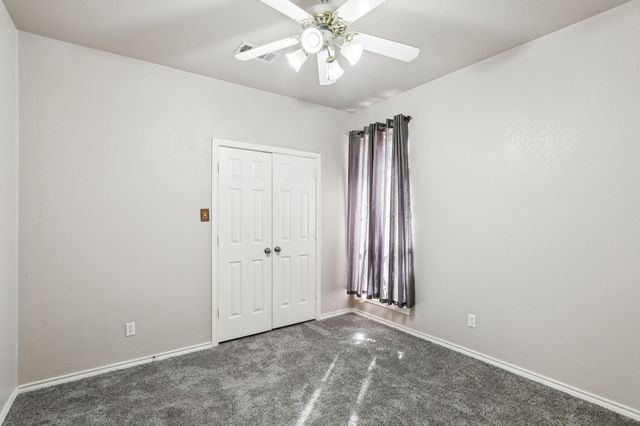516 Shady Oaks Trail, Burleson, TX 76028