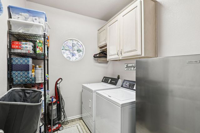 516 Shady Oaks Trail, Burleson, TX 76028