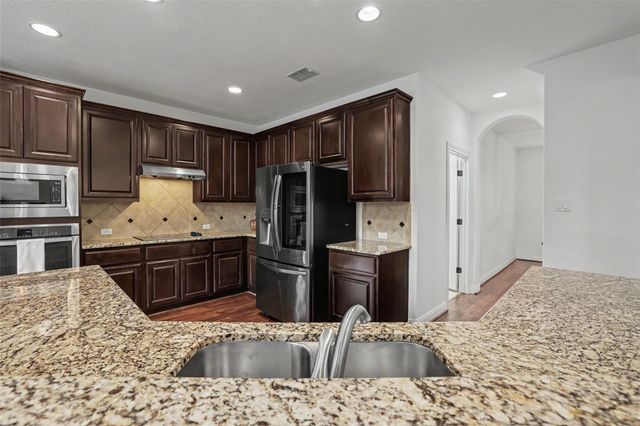 1010 Canyon Edge DR, Austin, TX 78733