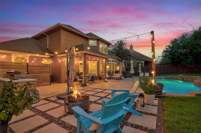 1010 Canyon Edge DR, Austin, TX 78733