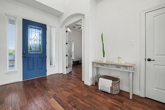 1010 Canyon Edge DR, Austin, TX 78733