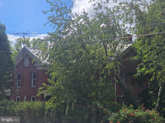5444 BUCHANAN TRAIL WEST W, Greencastle, PA 17225