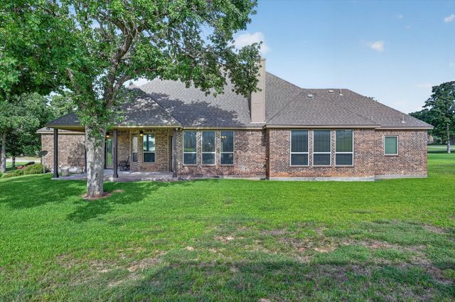 197 Ellis Creek Drive, Weatherford, TX 76085