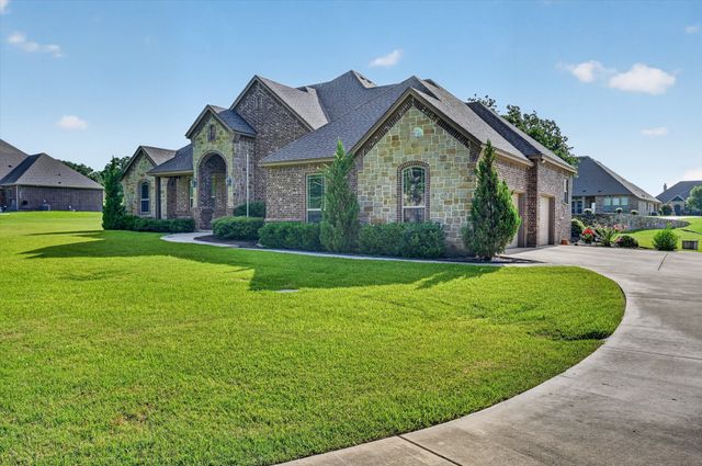 197 Ellis Creek Drive, Weatherford, TX 76085
