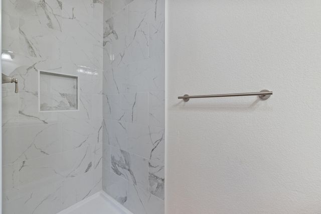 4626 S Verde Vista Street, Visalia, CA 93277