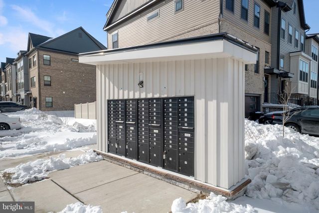 7712 RED MOON WAY, Glen Burnie, MD 21060