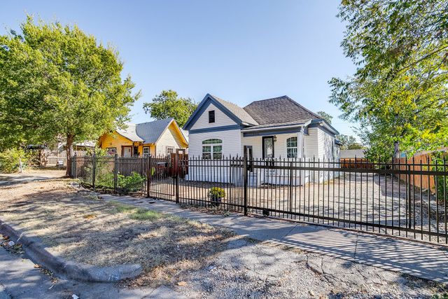 2316 Roosevelt Avenue, Fort Worth, TX 76164