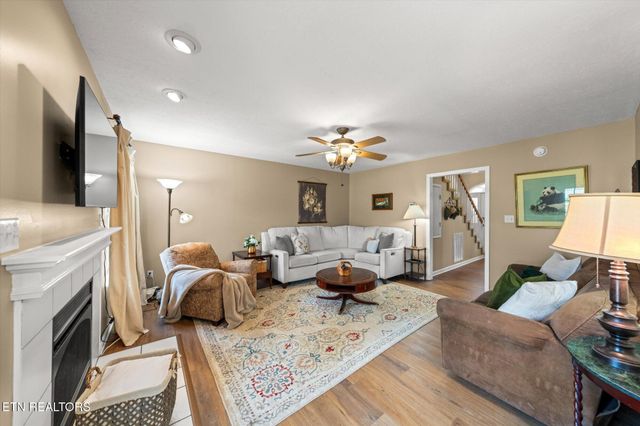 1419 Foxfire Circle, Seymour, TN 37865