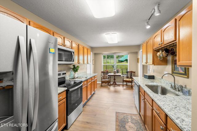1419 Foxfire Circle, Seymour, TN 37865
