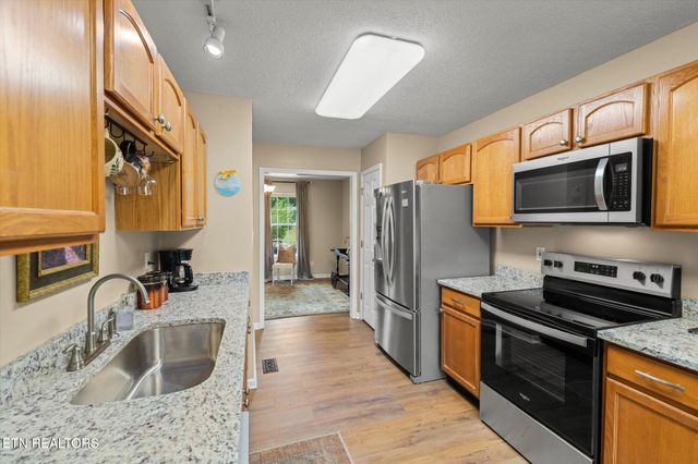 1419 Foxfire Circle, Seymour, TN 37865