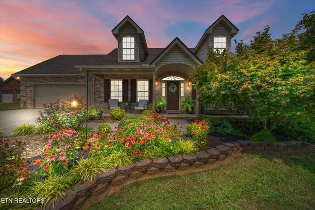 1419 Foxfire Circle, Seymour, TN 37865