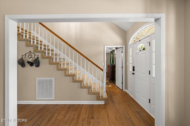 1419 Foxfire Circle, Seymour, TN 37865
