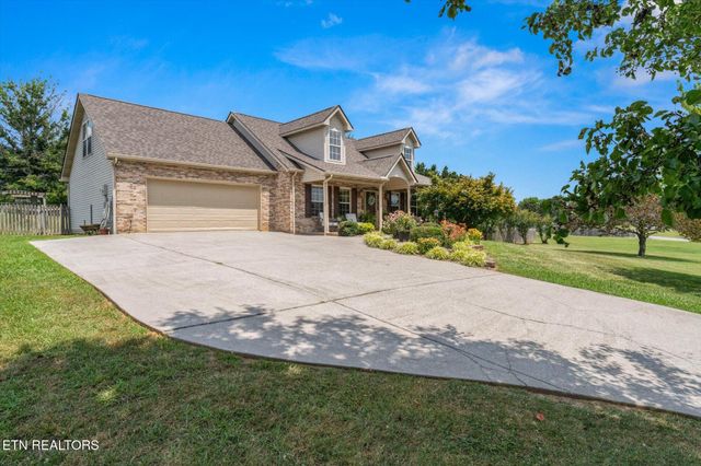 1419 Foxfire Circle, Seymour, TN 37865