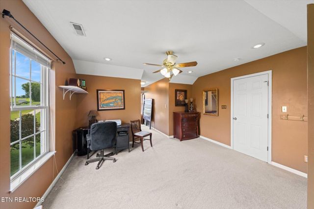 1419 Foxfire Circle, Seymour, TN 37865