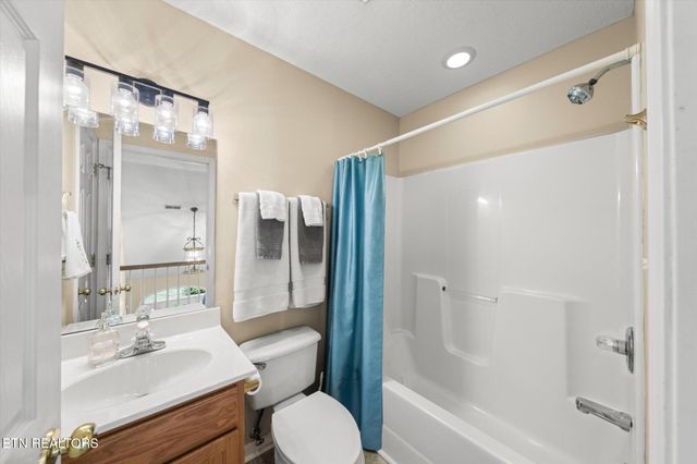 1419 Foxfire Circle, Seymour, TN 37865