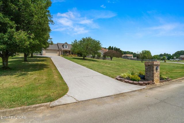 1419 Foxfire Circle, Seymour, TN 37865