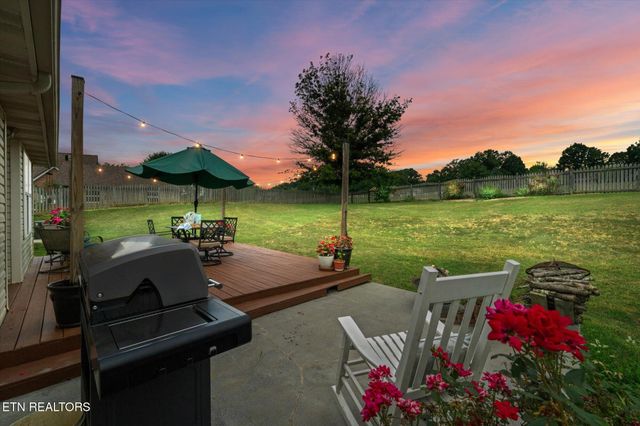 1419 Foxfire Circle, Seymour, TN 37865