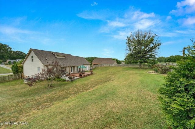 1419 Foxfire Circle, Seymour, TN 37865
