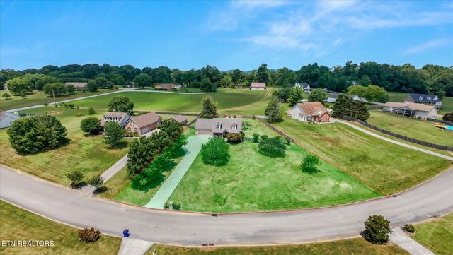 1419 Foxfire Circle, Seymour, TN 37865