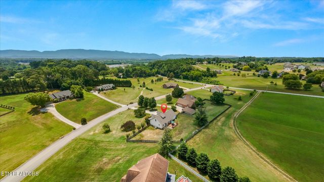 1419 Foxfire Circle, Seymour, TN 37865