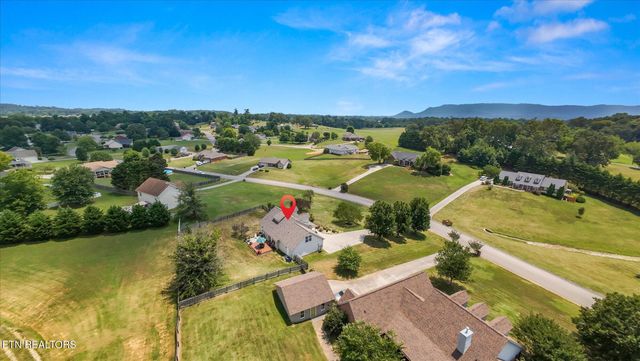 1419 Foxfire Circle, Seymour, TN 37865