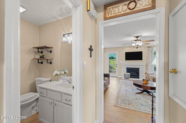 1419 Foxfire Circle, Seymour, TN 37865