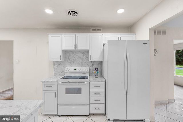 144 TULIP RD, Southampton, PA 18966