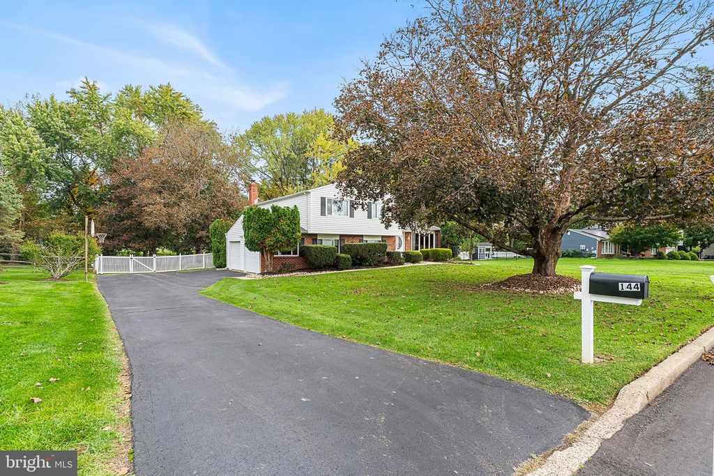 144 TULIP RD, SOUTHAMPTON, PA 18966 — photo 3