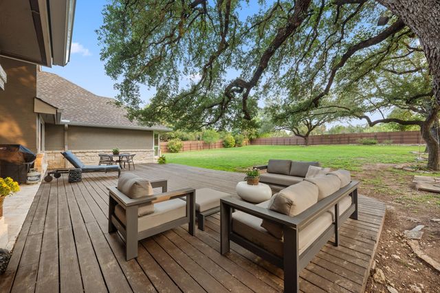 12007 Colleyville DR, Bee Cave, TX 78738