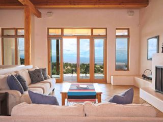 1 Canon Escondido, Santa Fe, NM 87506