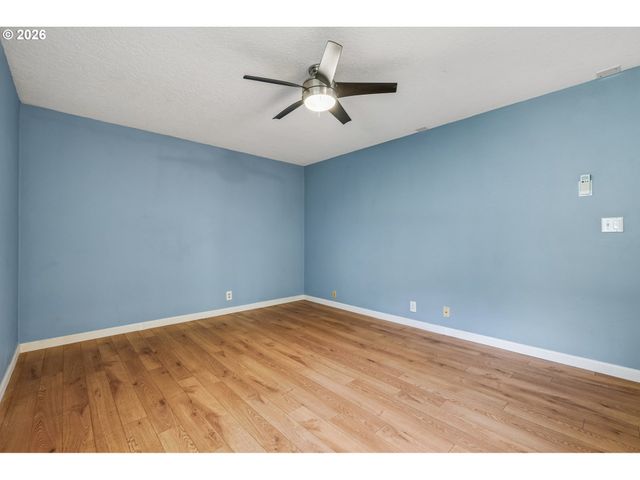 10143 Sw TRAPPER Ter, Beaverton, OR 97008