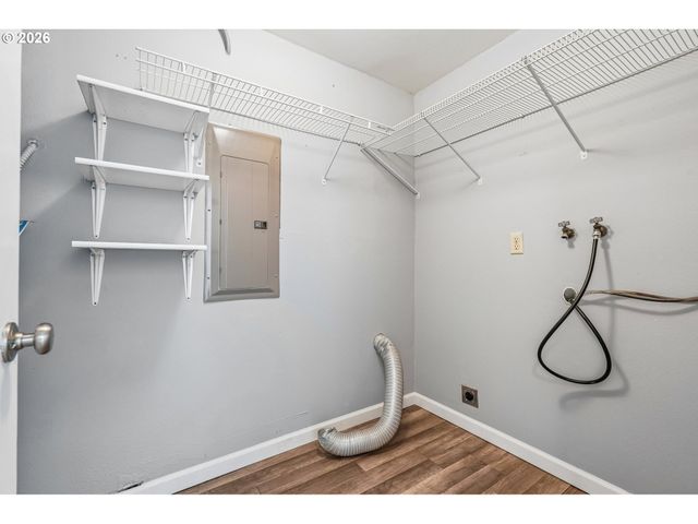 10143 Sw TRAPPER Ter, Beaverton, OR 97008