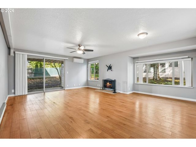 10143 Sw TRAPPER Ter, Beaverton, OR 97008
