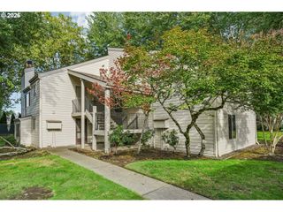 10143 Sw TRAPPER Ter, Beaverton, OR 97008