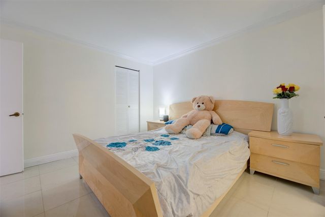3777 NW 78th Avenue 10d, Hollywood, FL 33024