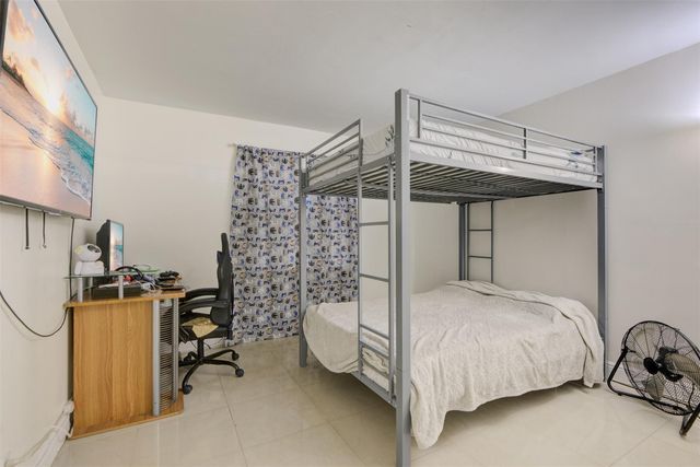 3777 NW 78th Avenue 10d, Hollywood, FL 33024