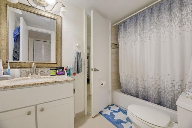 3777 NW 78th Avenue 10d, Hollywood, FL 33024