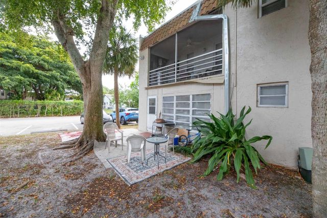 3777 NW 78th Avenue 10d, Hollywood, FL 33024
